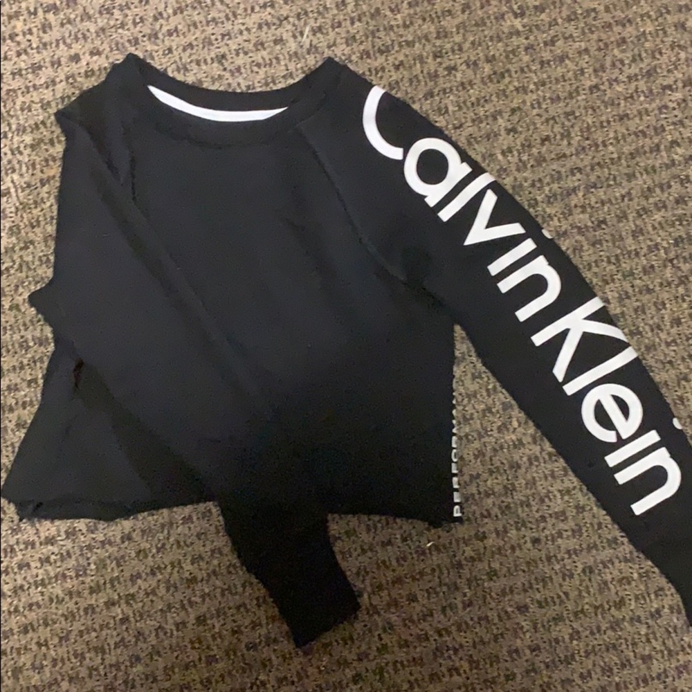 Calvin Klein XS Crop sweater
